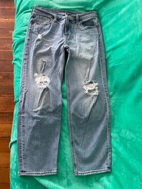 Old Navy Distressed Women's Boyfriene Jeans Size 4